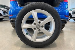 sininen Audi A3 2020 kuva 33.