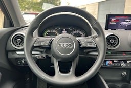 punainen Audi A3 2020 kuva 11.
