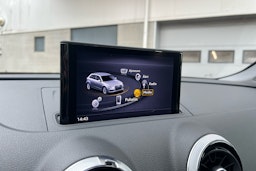 punainen Audi A3 2020 kuva 18.