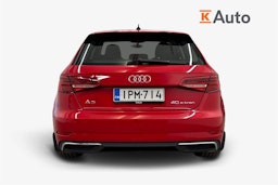 punainen Audi A3 2020 kuva 3.