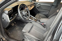harmaa Audi A3 2021 kuva 3.