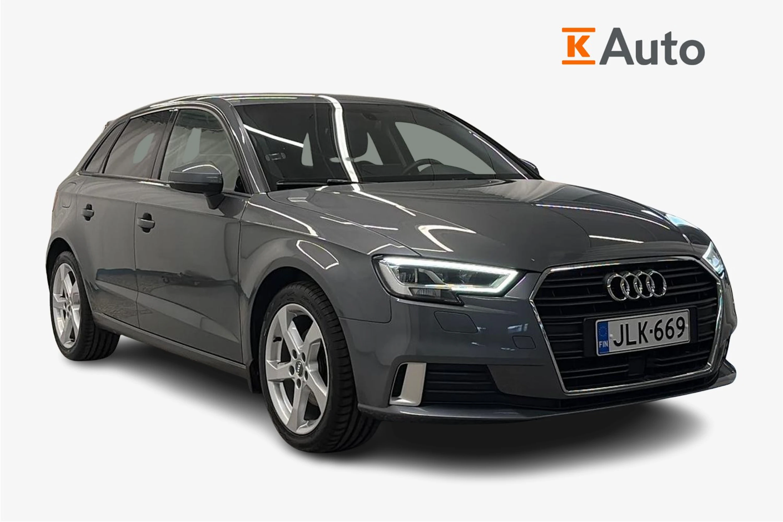 harmaa Audi A3 2020 kuva 1.