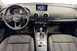 harmaa Audi A3 2020 kuva 7.