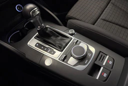 harmaa Audi A3 2020 kuva 22.