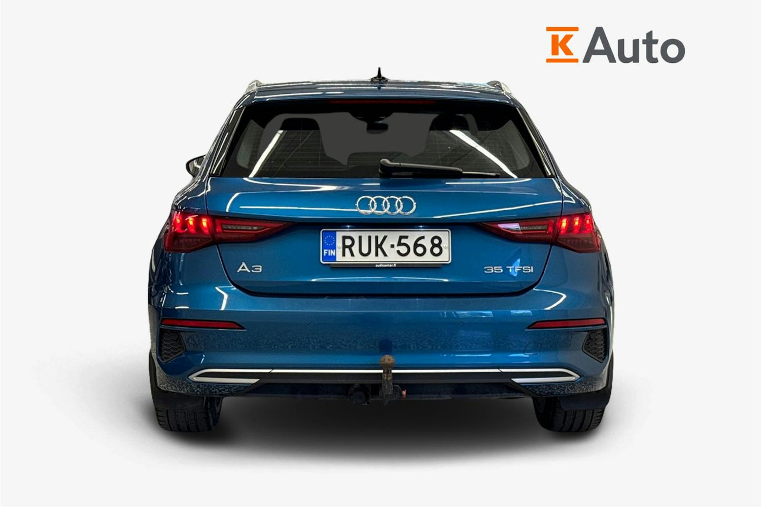 sininen Audi A3 2020 kuva 3.
