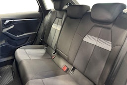 sininen Audi A3 2020 kuva 10.