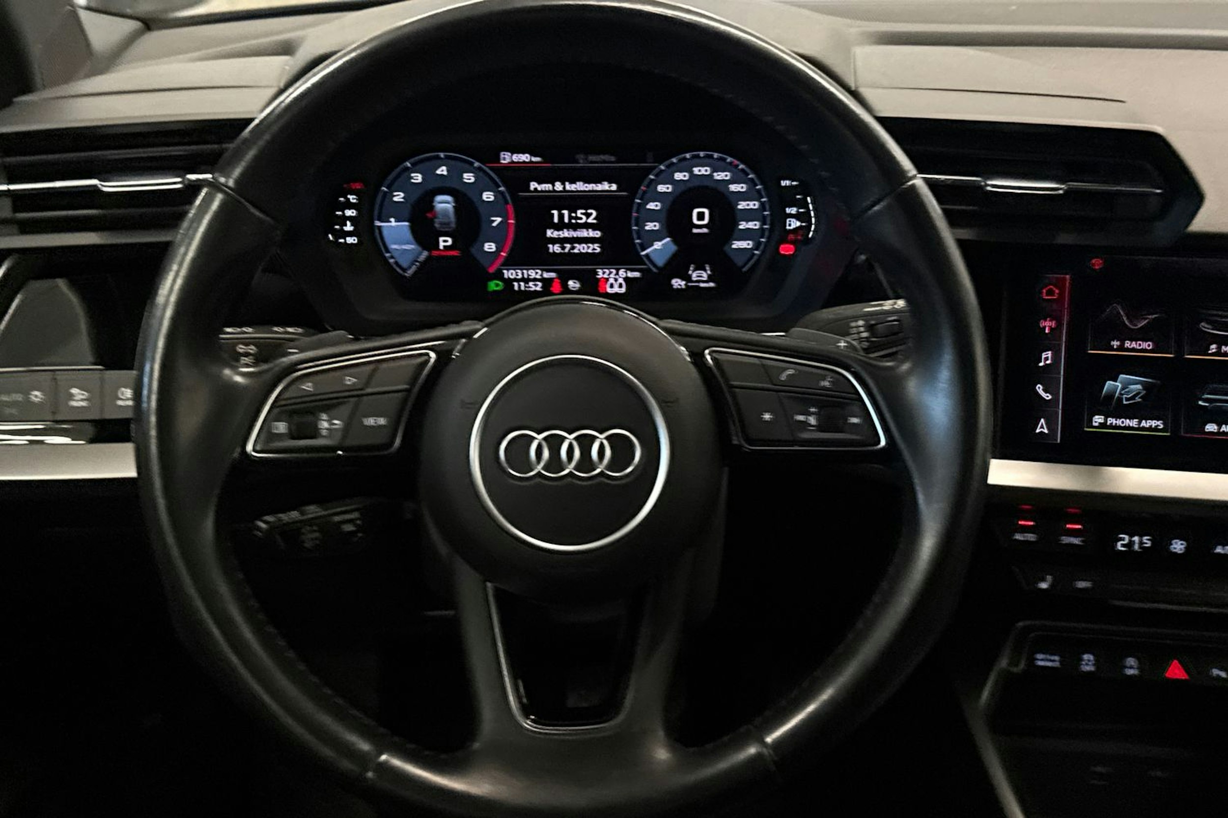 sininen Audi A3 2020 kuva 14.