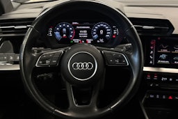 sininen Audi A3 2020 kuva 14.