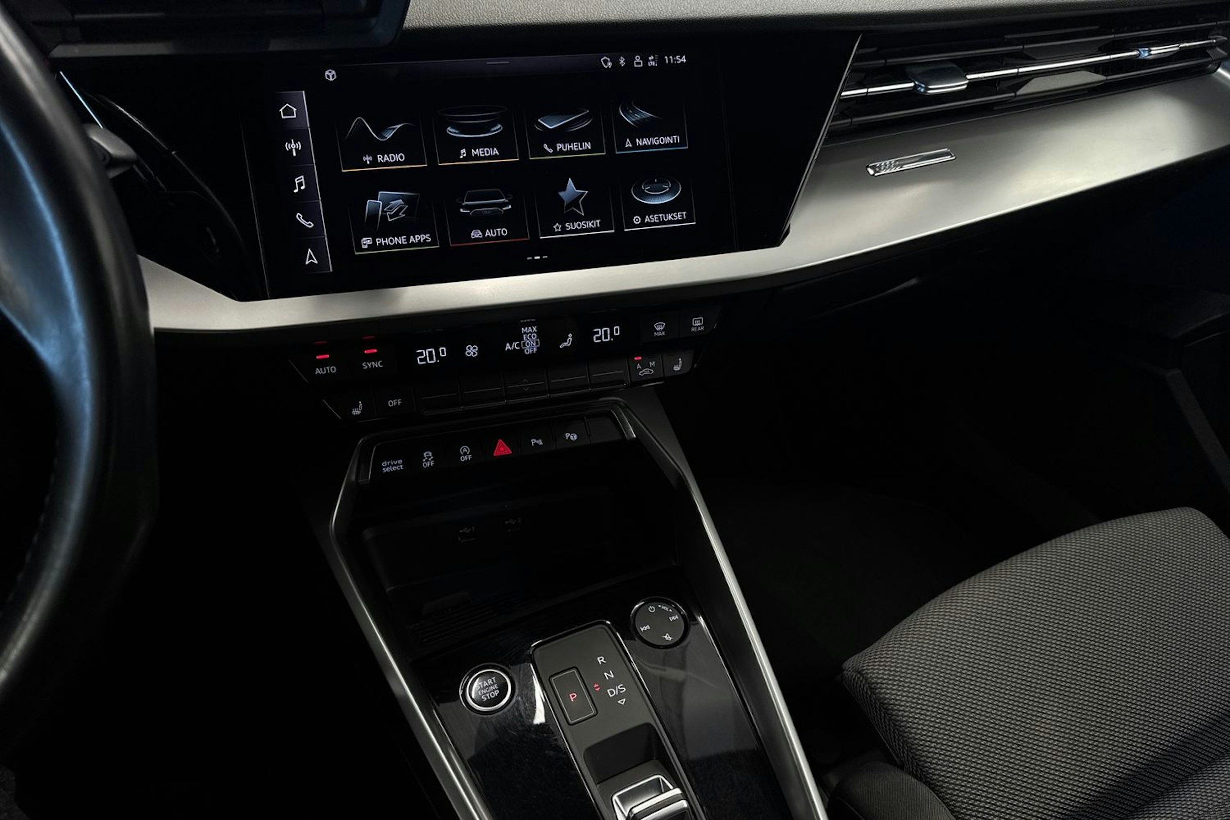 sininen Audi A3 2020 kuva 22.