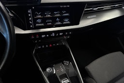 sininen Audi A3 2020 kuva 22.