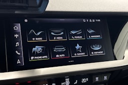 sininen Audi A3 2020 kuva 23.