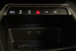 sininen Audi A3 2020 kuva 32.