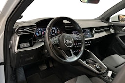 valkoinen Audi A3 2020 kuva 3.