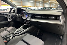 valkoinen Audi A3 2020 kuva 13.