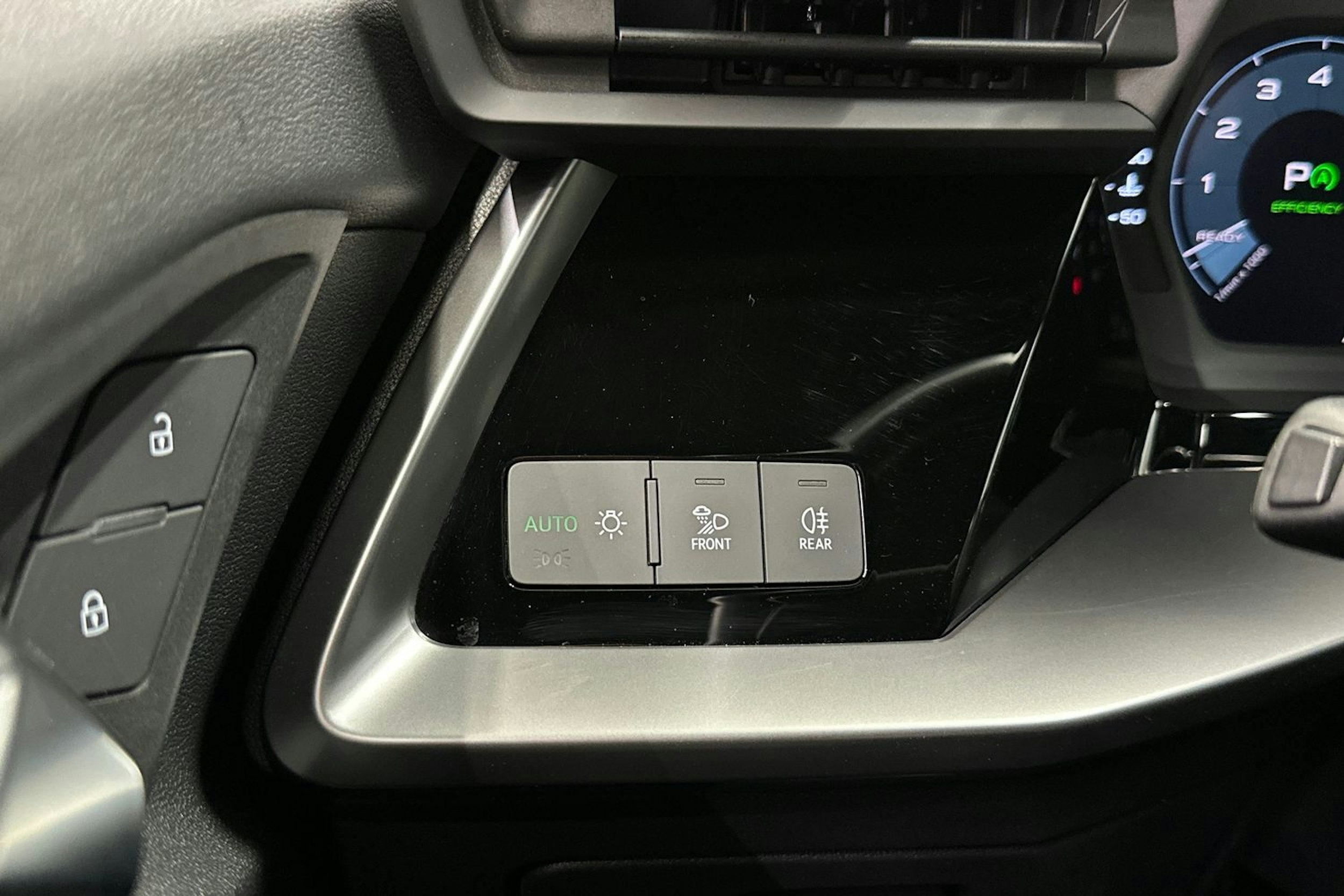 valkoinen Audi A3 2020 kuva 27.