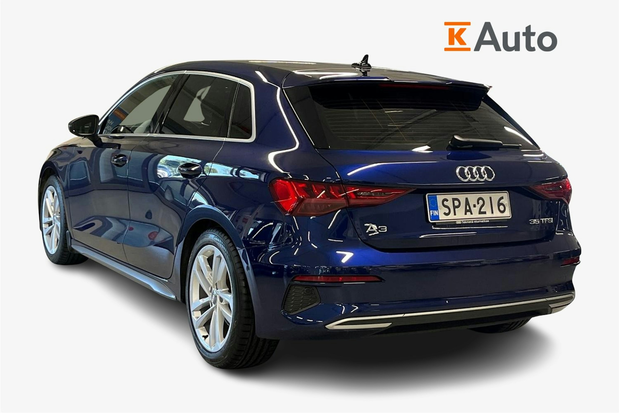 sininen Audi A3 2020 kuva 2.