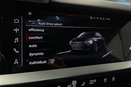 sininen Audi A3 2020 kuva 23.