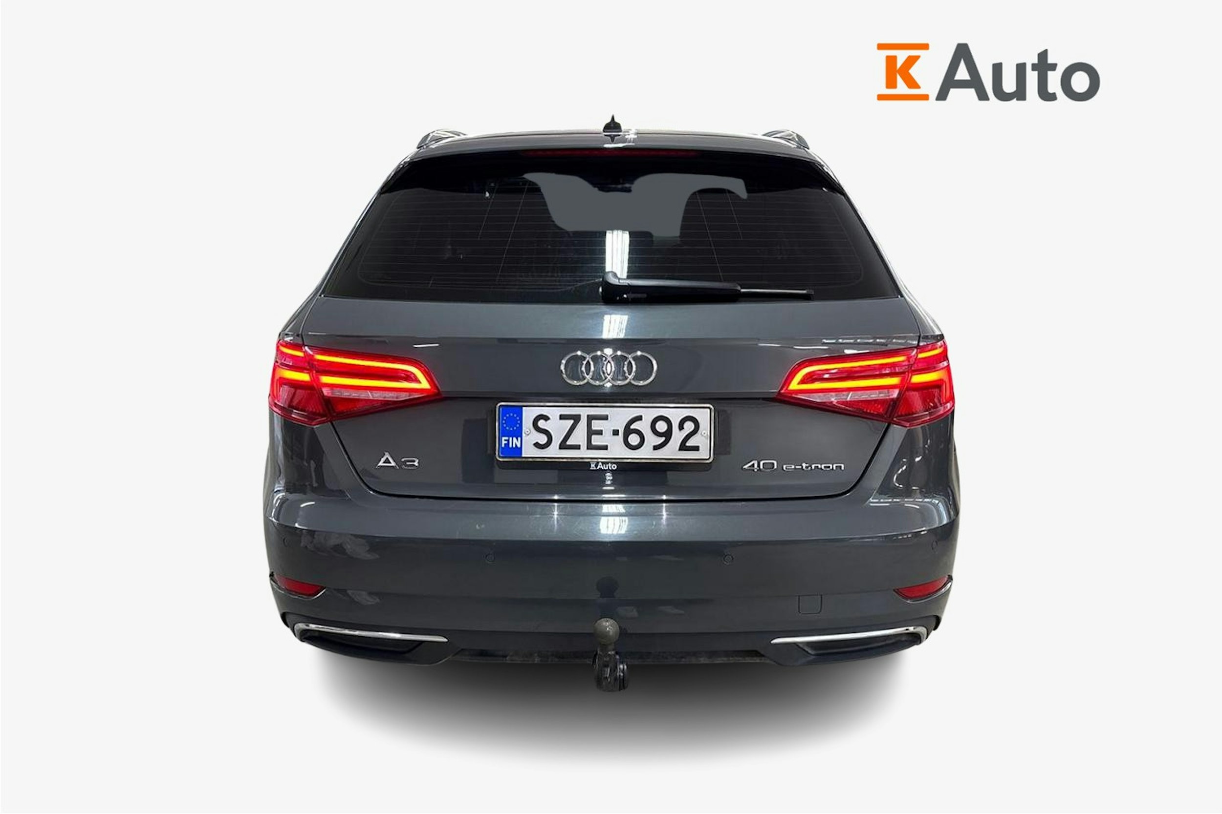 harmaa Audi A3 2020 kuva 3.
