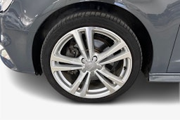 harmaa Audi A3 2020 kuva 11.