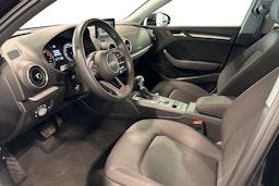 Musta Audi A3 2020 kuva 7.