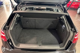 Musta Audi A3 2020 kuva 14.