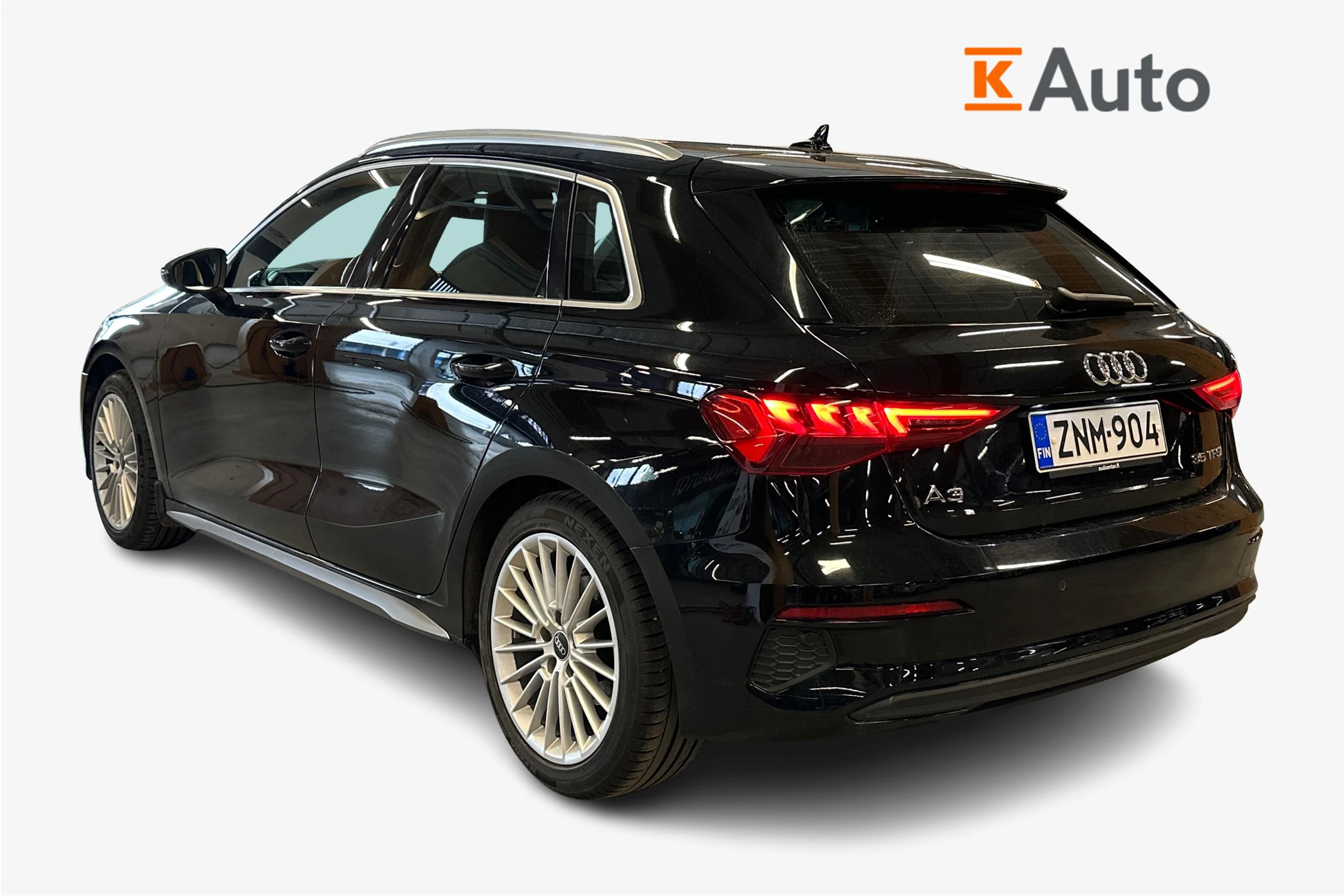 musta Audi A3 2021 kuva 2.