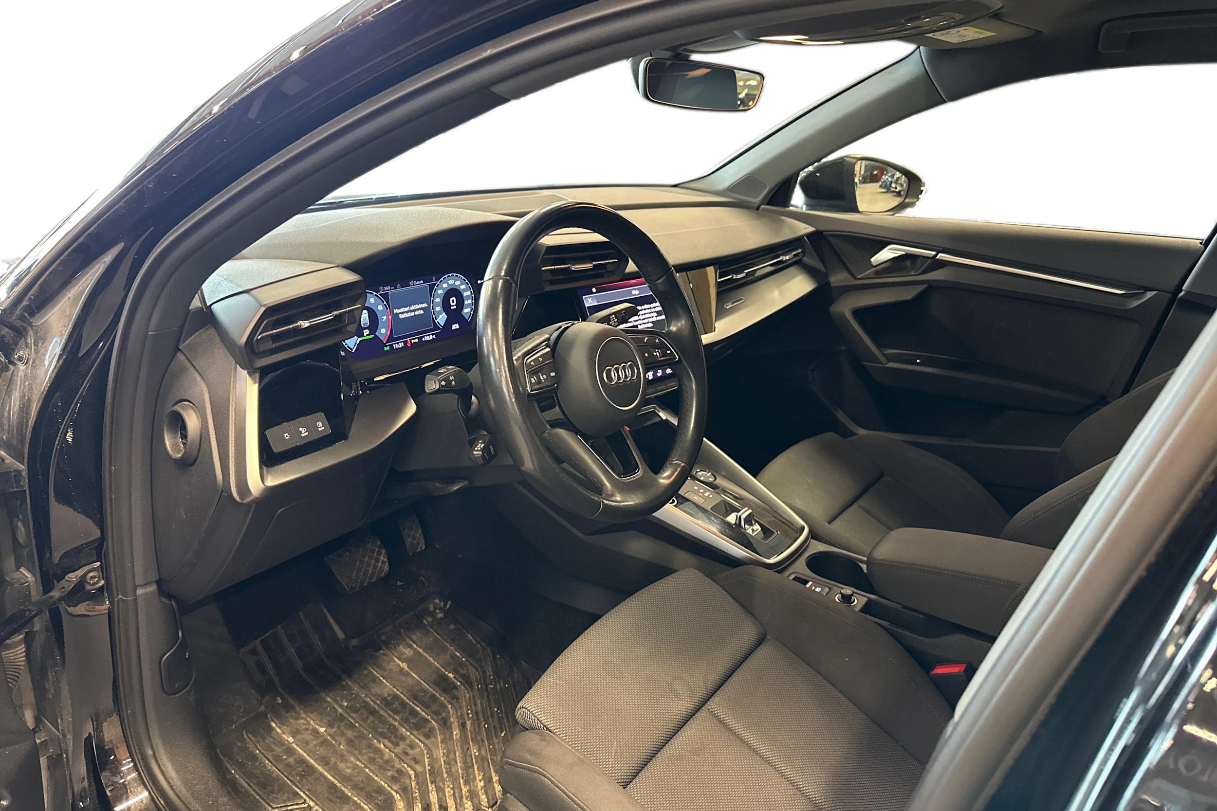 musta Audi A3 2021 kuva 3.