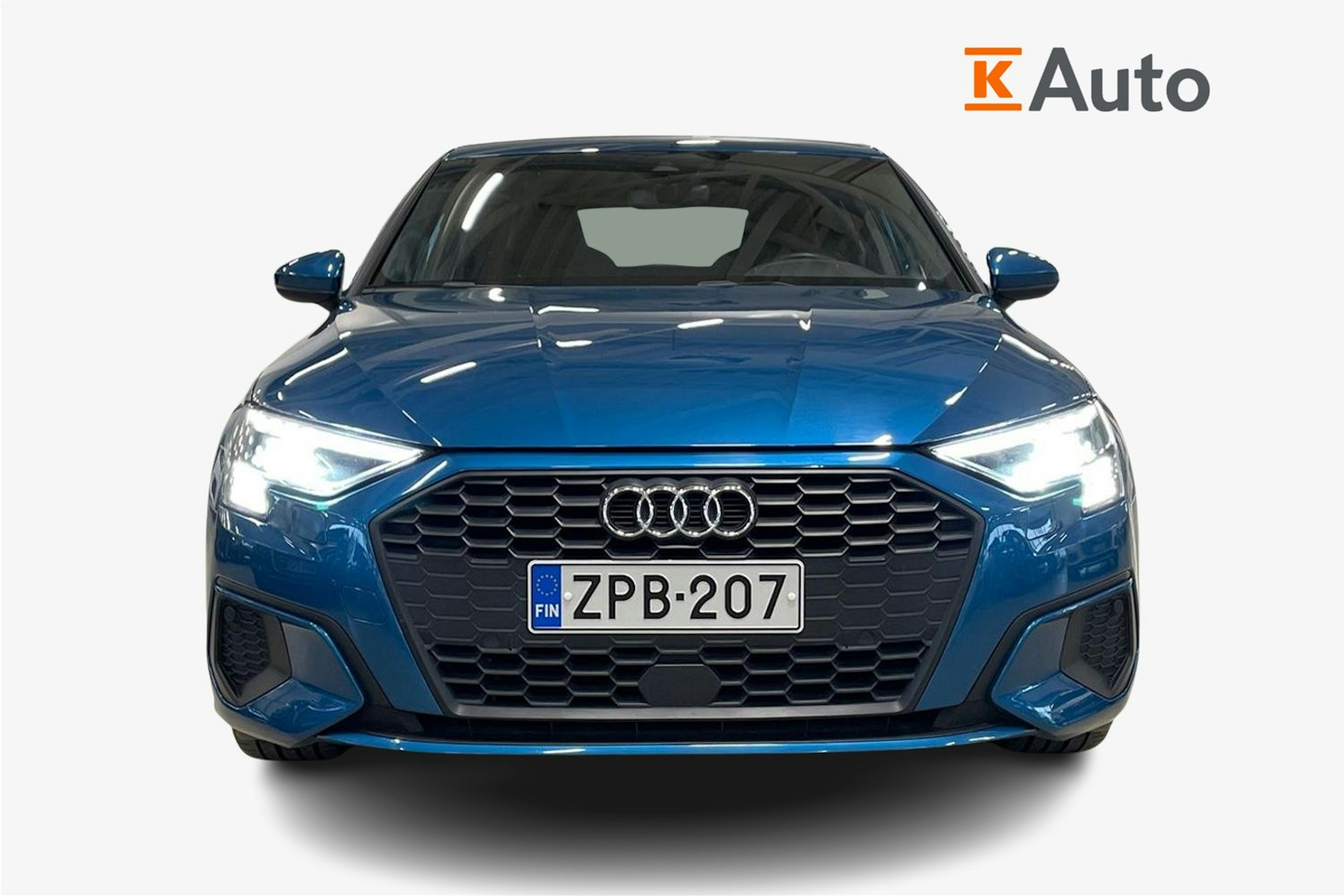 sininen Audi A3 2020 kuva 5.