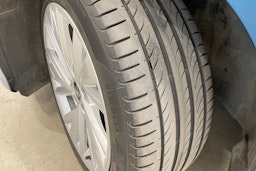 sininen Audi A3 2020 kuva 13.