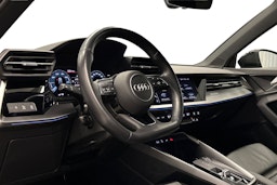 musta Audi A3 2021 kuva 7.