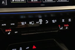 musta Audi A3 2021 kuva 21.