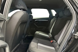 musta Audi A3 2021 kuva 10.