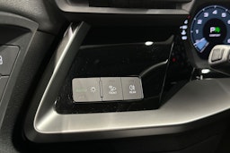musta Audi A3 2021 kuva 26.
