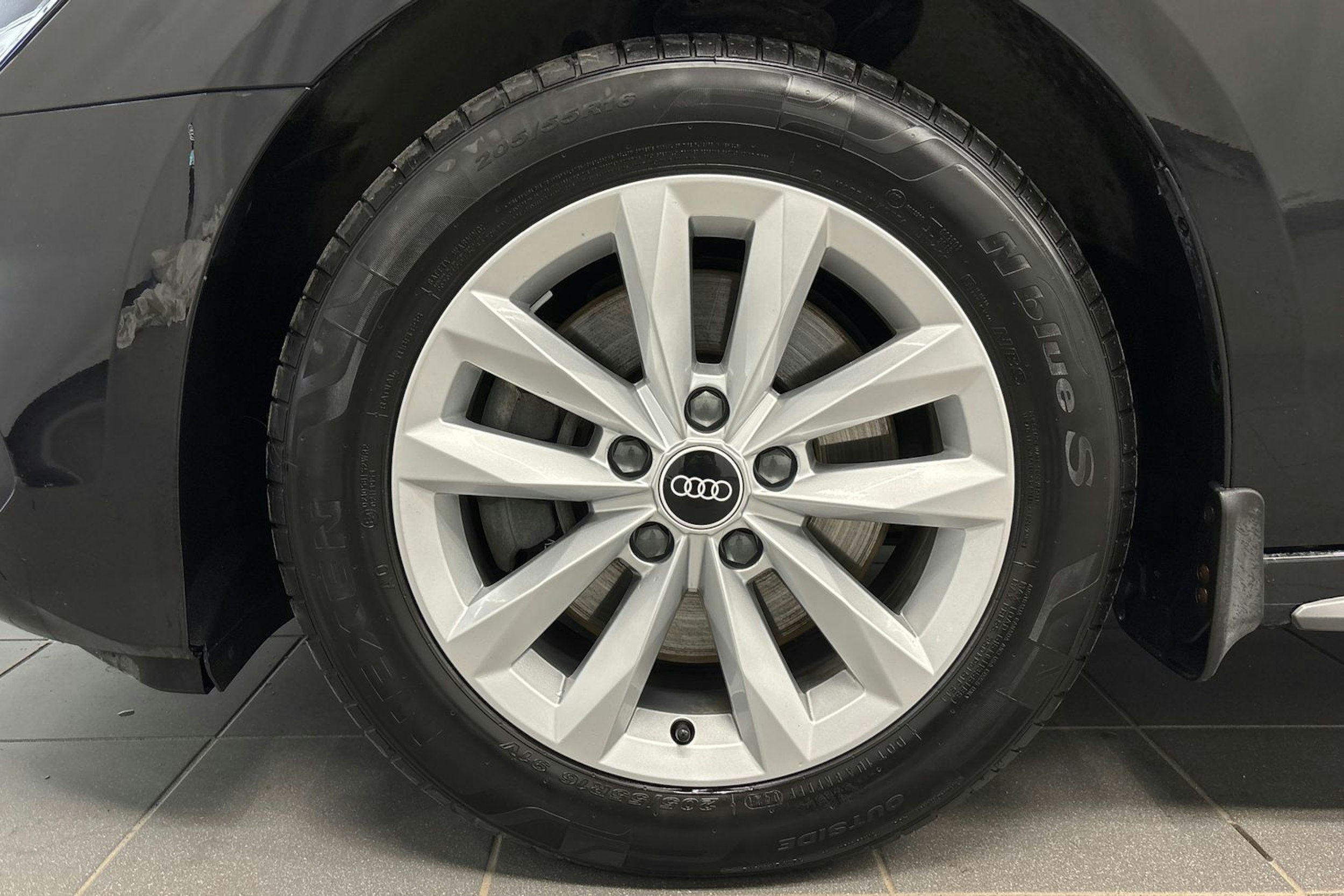 musta Audi A3 2021 kuva 10.