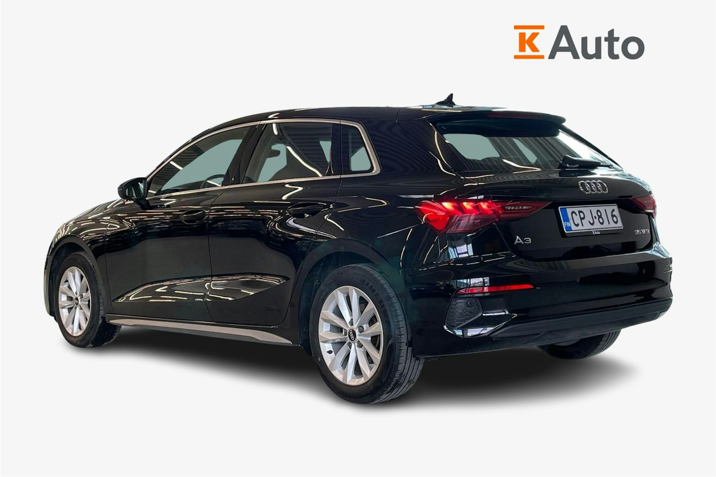 musta Audi A3 2021 kuva 2.