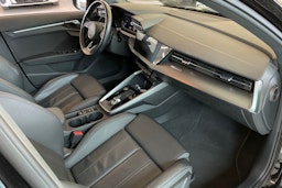 musta Audi A3 2021 kuva 24.