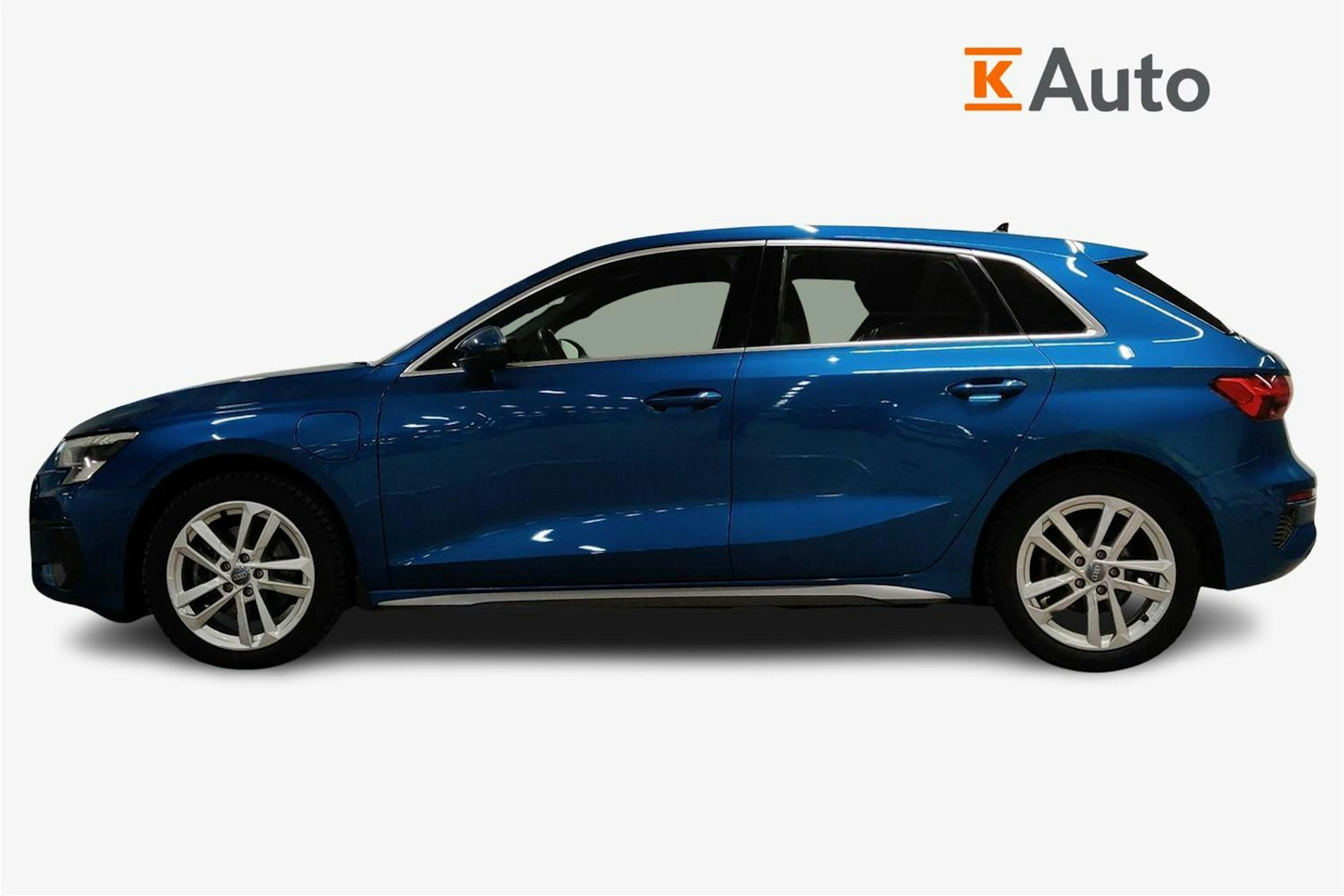 Sininen Audi A3 2021 kuva 5.