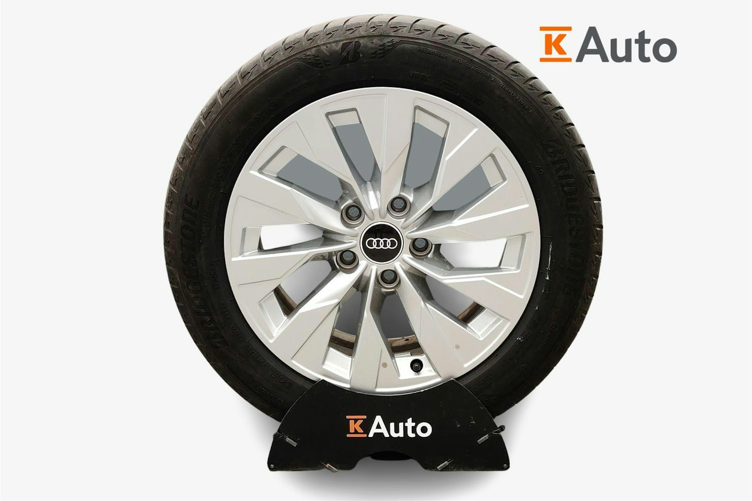 Sininen Audi A3 2021 kuva 9.
