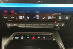Sininen Audi A3 2021 kuva 13.