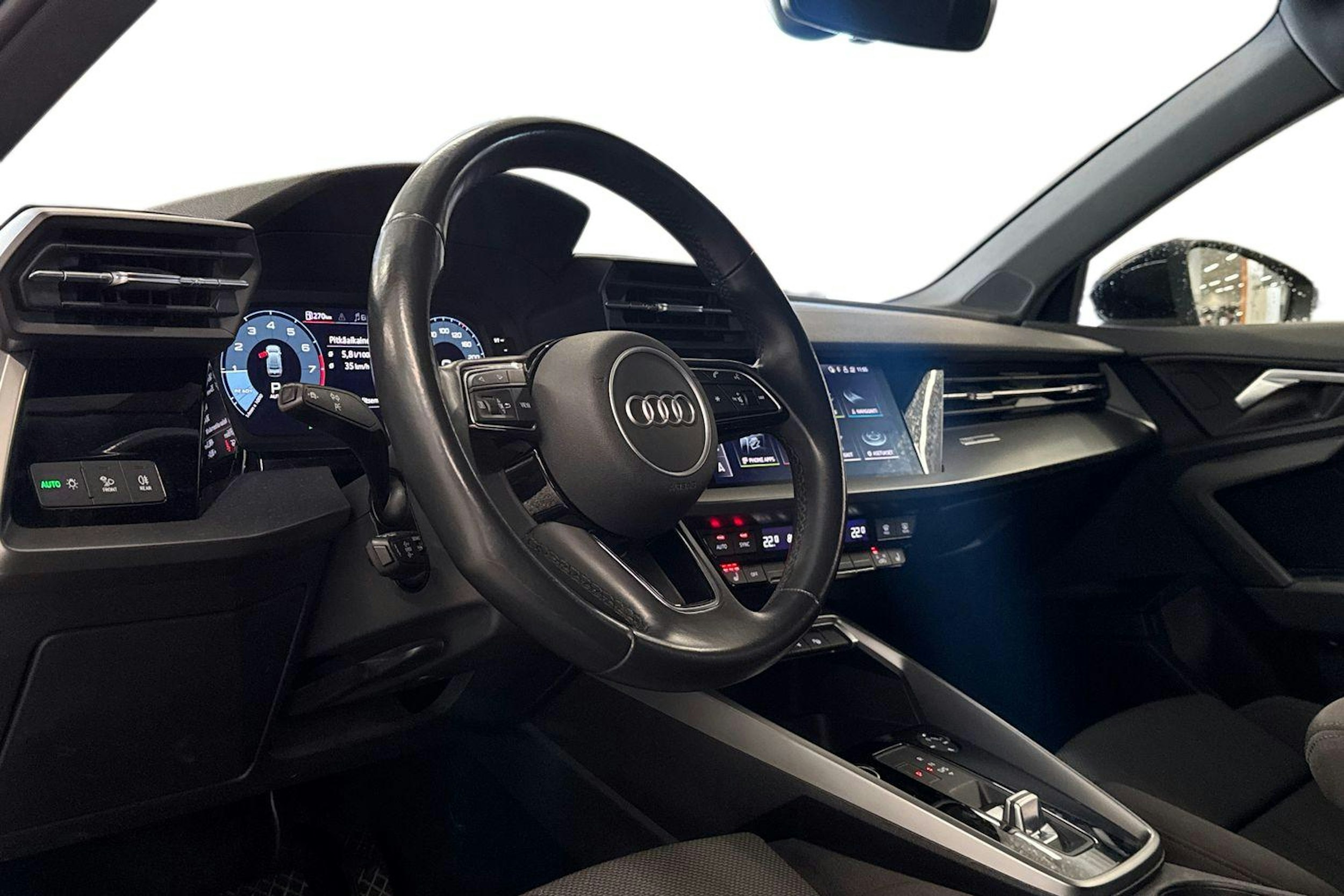 Musta Audi A3 2021 kuva 3.