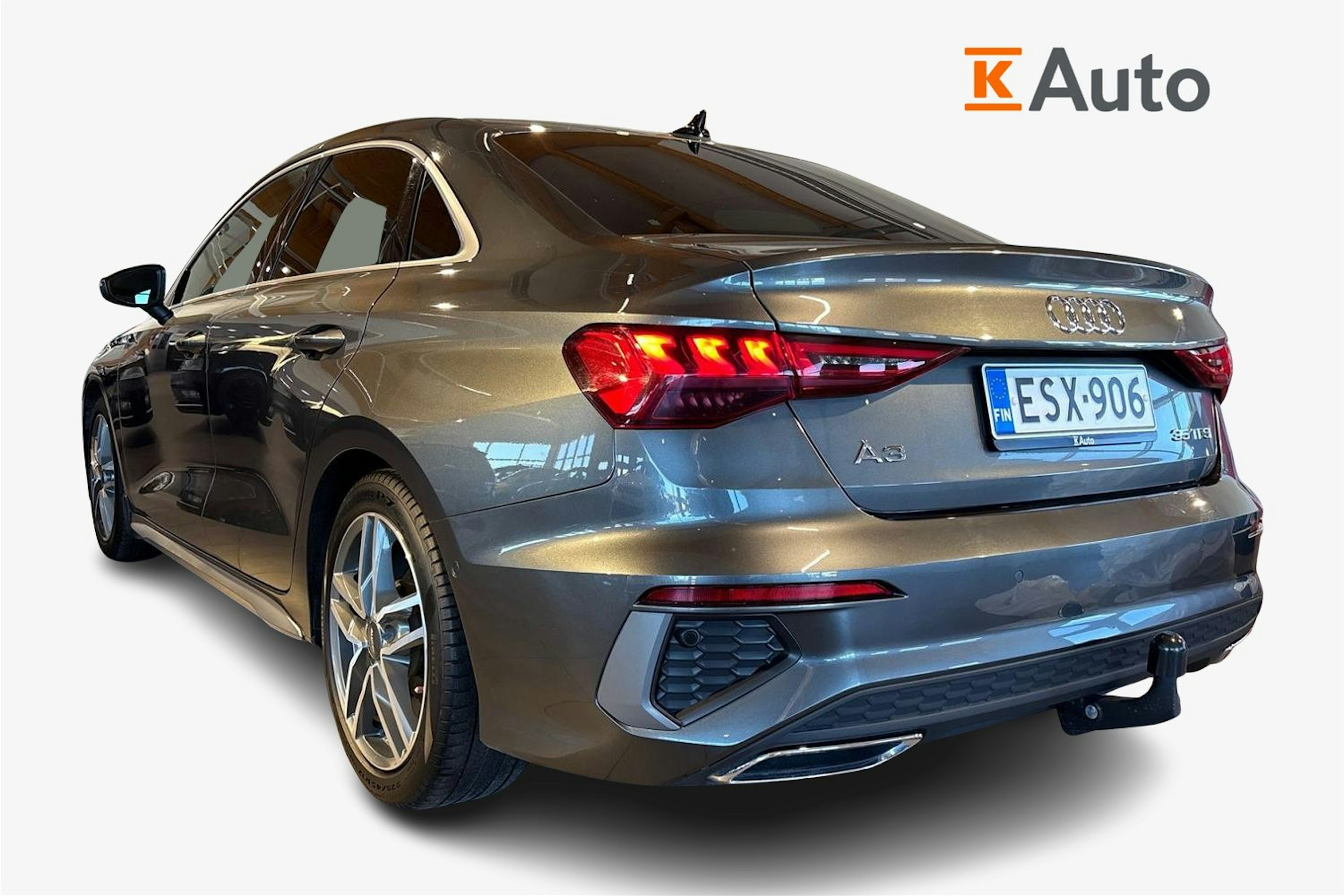Harmaa Audi A3 2021 kuva 2.