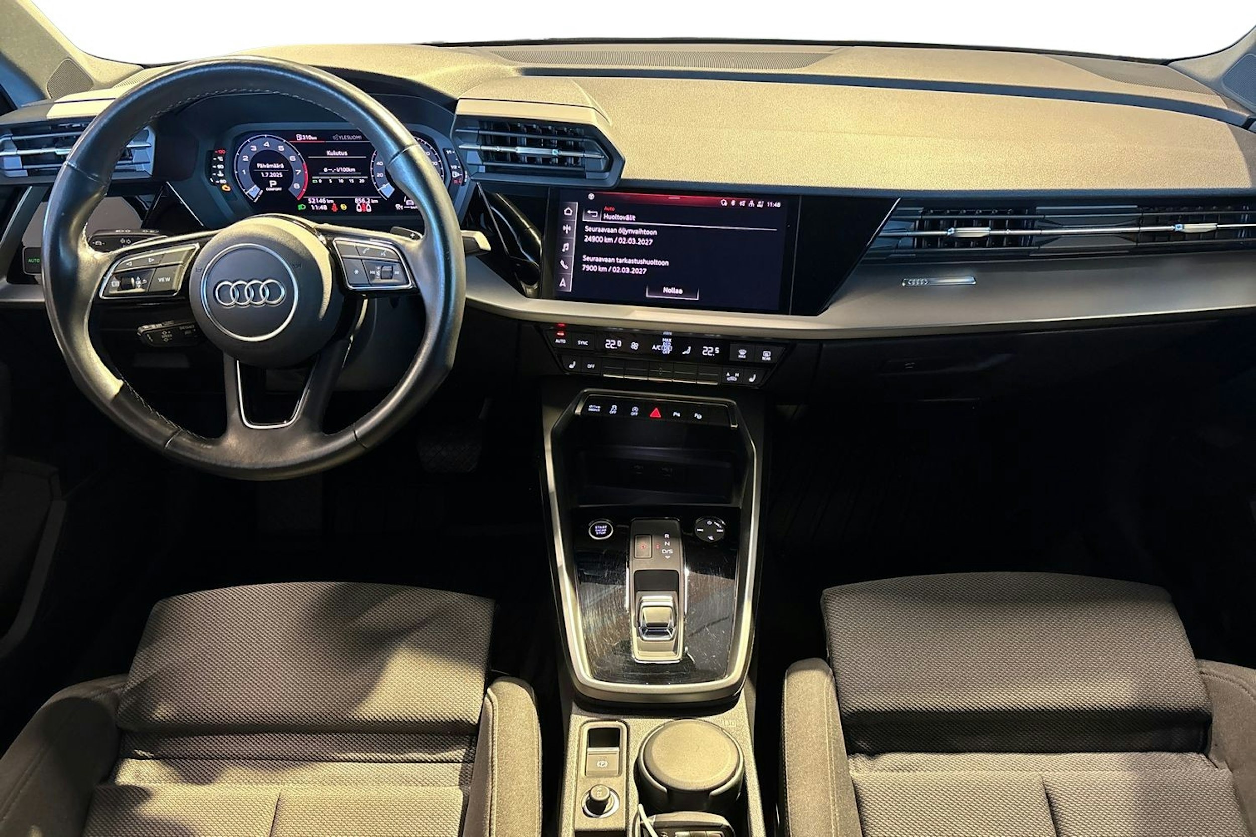 Harmaa Audi A3 2021 kuva 7.