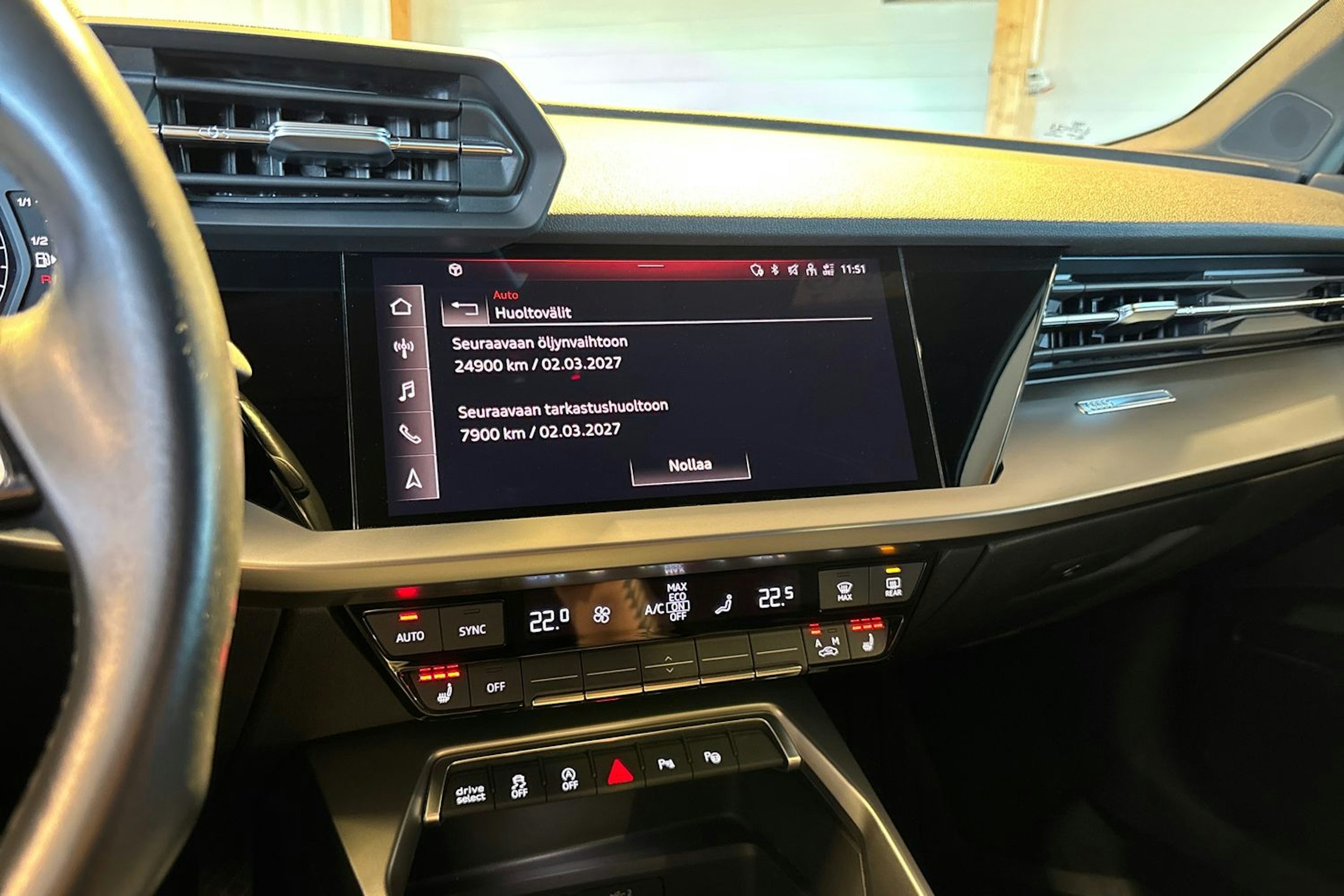 Harmaa Audi A3 2021 kuva 17.