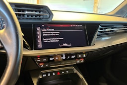 Harmaa Audi A3 2021 kuva 17.