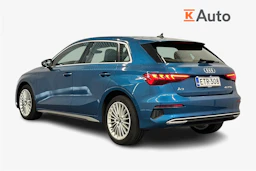 sininen Audi A3 2021 kuva 2.