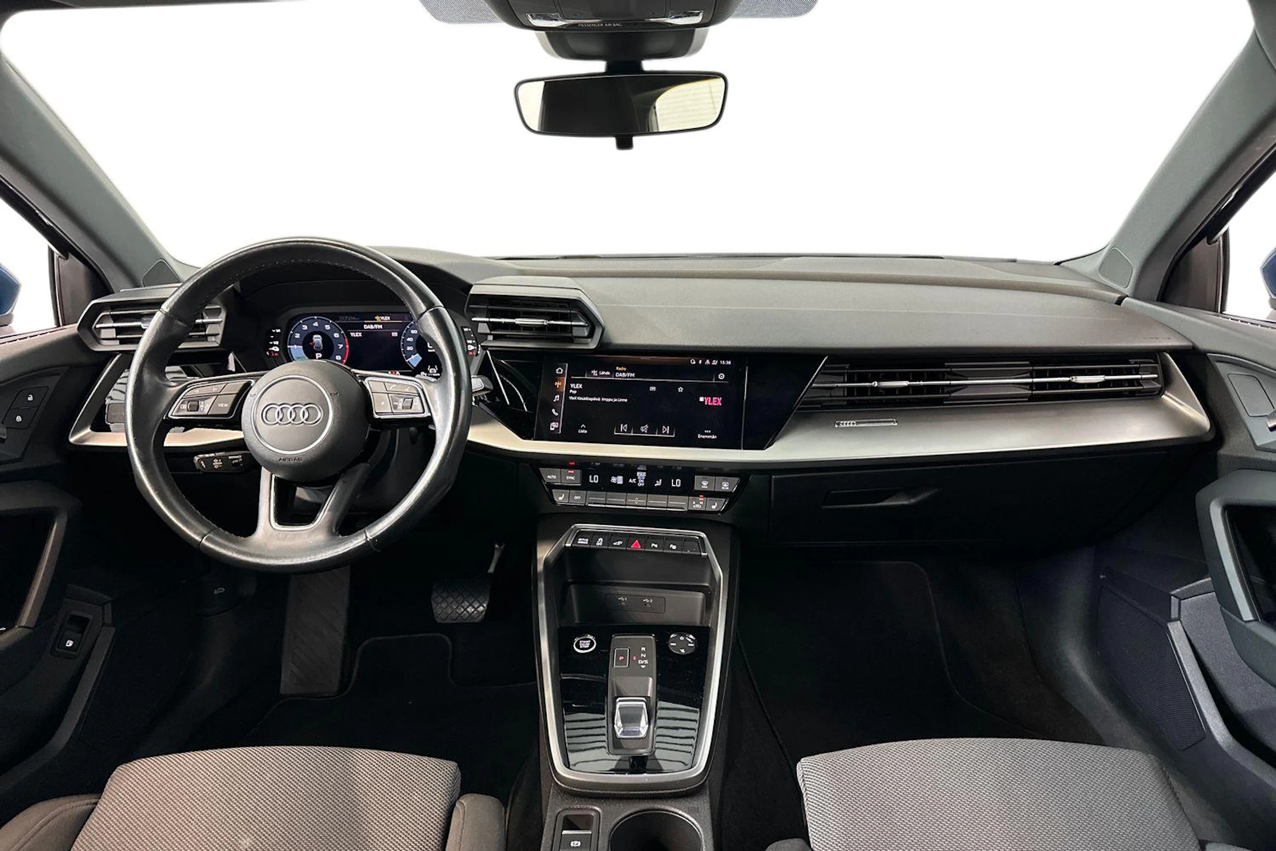 sininen Audi A3 2021 kuva 9.