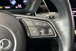 sininen Audi A3 2021 kuva 16.