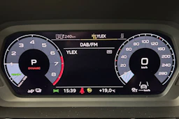 sininen Audi A3 2021 kuva 18.