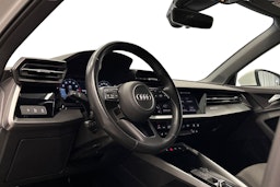 valkoinen Audi A3 2021 kuva 7.