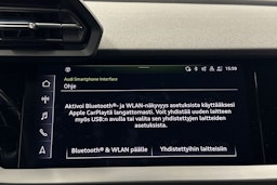 valkoinen Audi A3 2021 kuva 28.